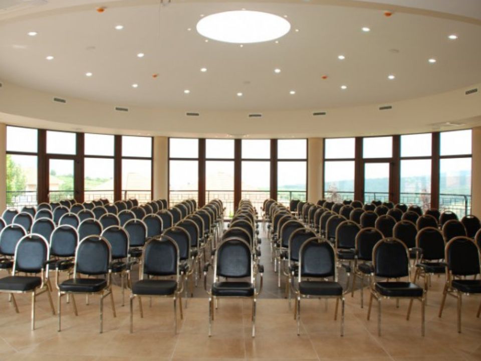 Duna Residance - körterem